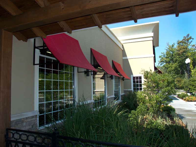 Exterior photo of Newk's Express Cafe