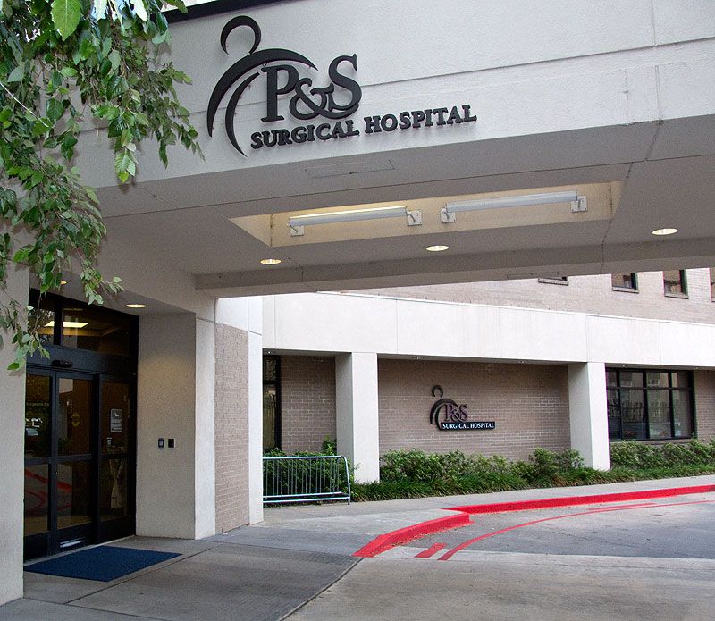 Exterior photo of West Wing - P&S Surgical Hospital