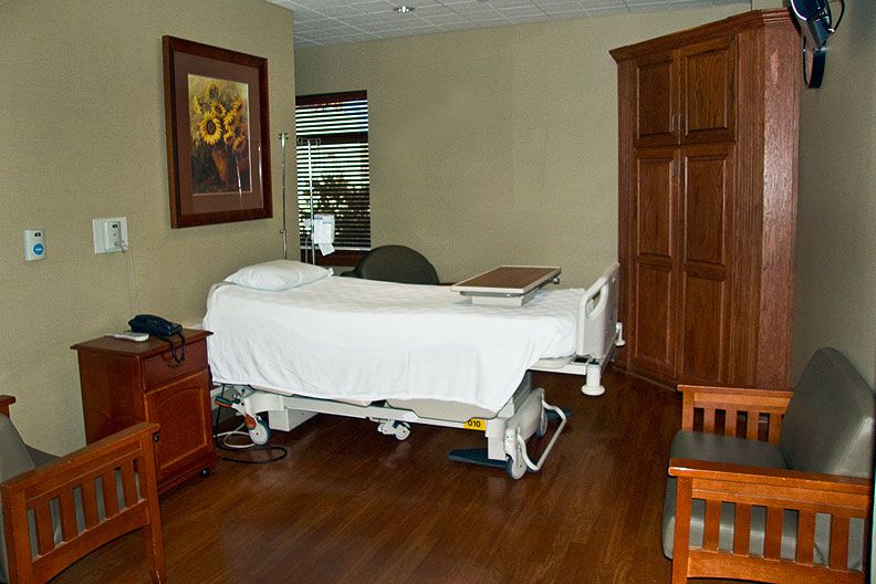 Interior photo of West Wing - P&S Surgical Hospital