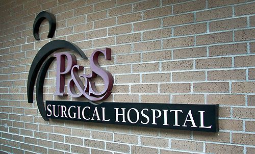 Exterior photo of West Wing - P&S Surgical Hospital